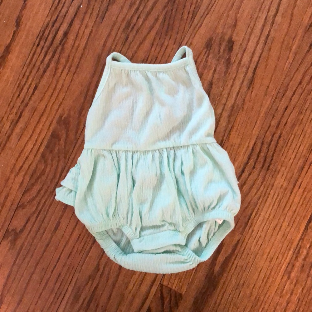 Adorable aqua bubble